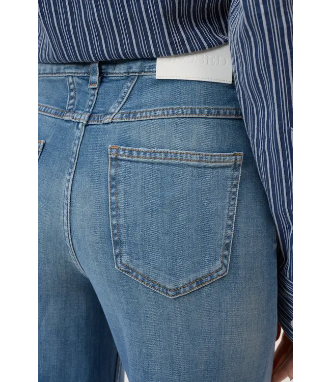 Closed Glow-Up MBL 03P-52