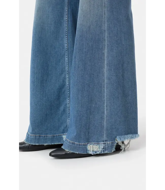 Closed Glow-Up MBL 03P-52