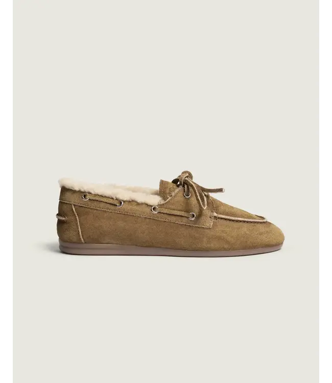 Posa Boat Loafer Brushed Fur Desert Tan