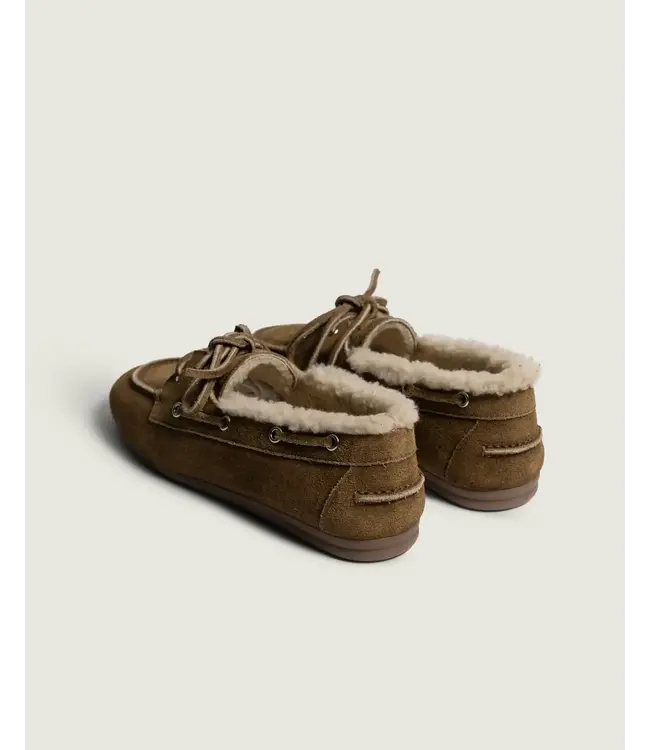 Posa Boat Loafer Brushed Fur Desert Tan