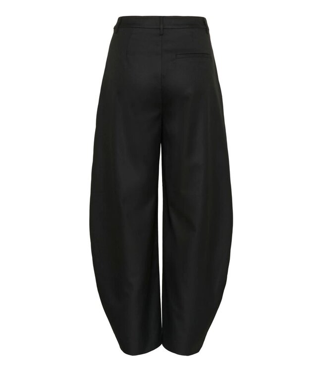Gestuz Callia Barrel Pants Black