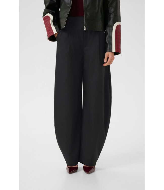 Gestuz Callia Barrel Pants Black