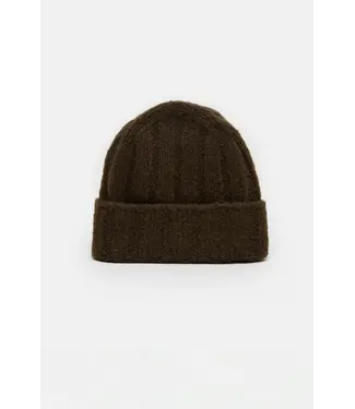 Closed Beanie Soft 694 Marsh Green
