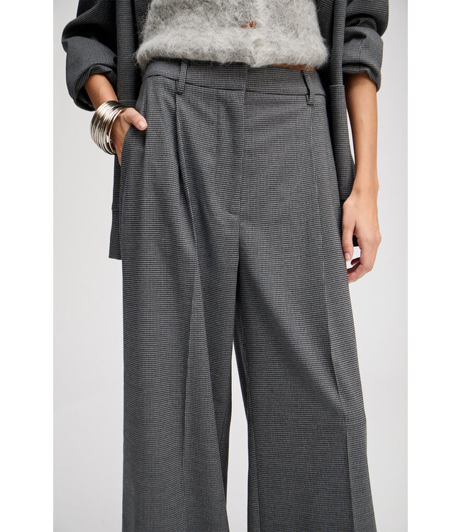Munthe Lupon Pants Charcoal