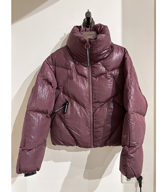 Krakatau Qw531 burgundy