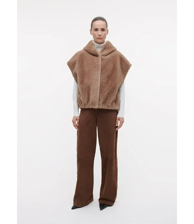 Studio AR Olena Reversible Faux Fur Gilet Camel