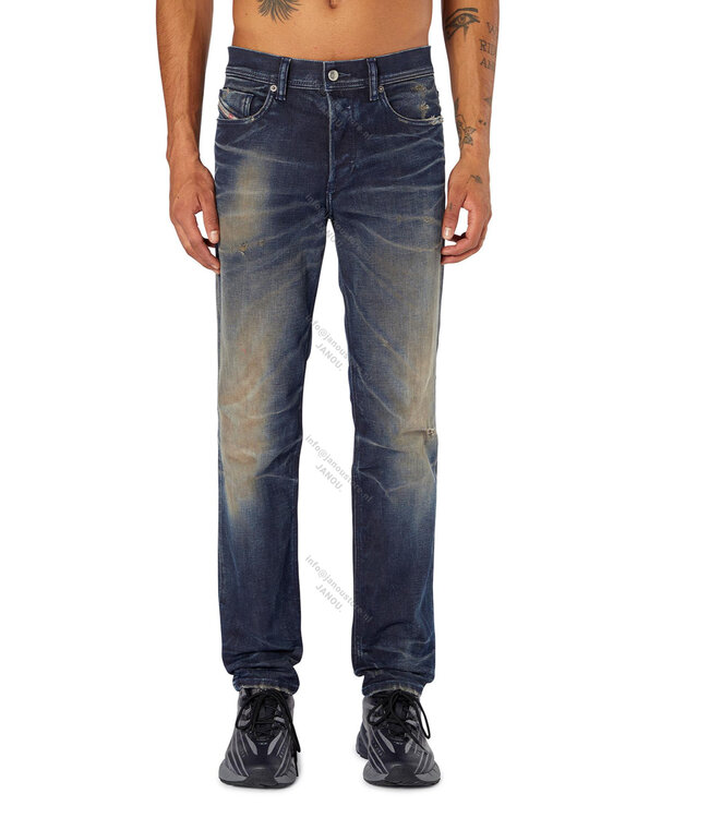 Diesel D-finitive 09M46