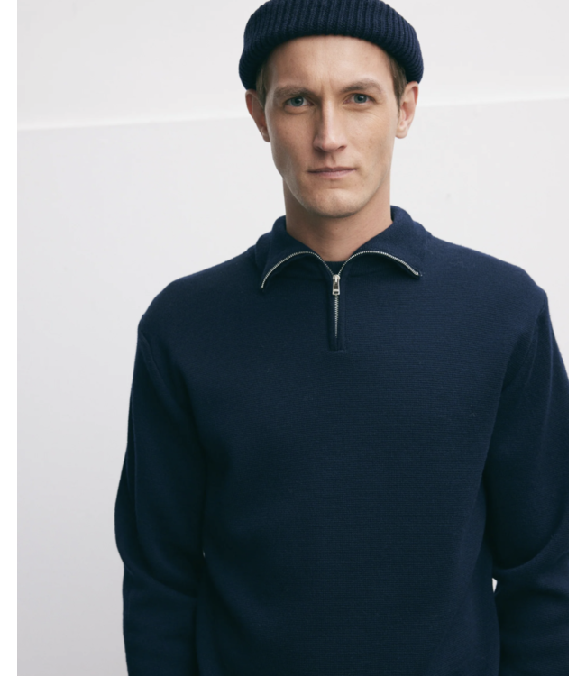 The GoodPeople Kamark Sweater Navy 7800