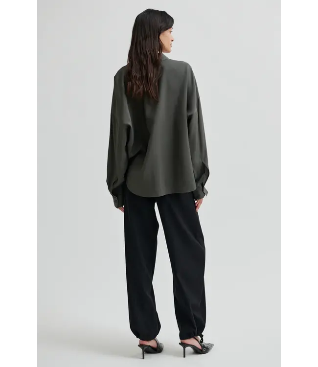 Second Female Timeline blouse beluga green