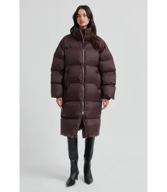 Second Female Riya Long Puffer Jacket Chocolate Plum