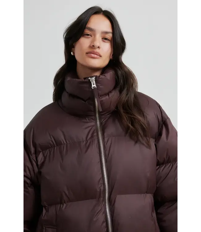 Second Female Riya Long Puffer Jacket Chocolate Plum