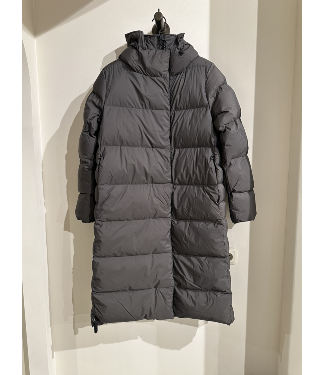 Krakatau Qw540 dark fossil  861 puffer