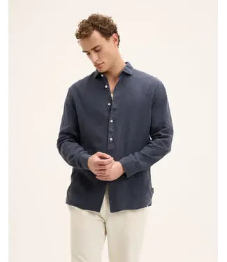 The GoodPeople Soho linen shirt stone blue 7100