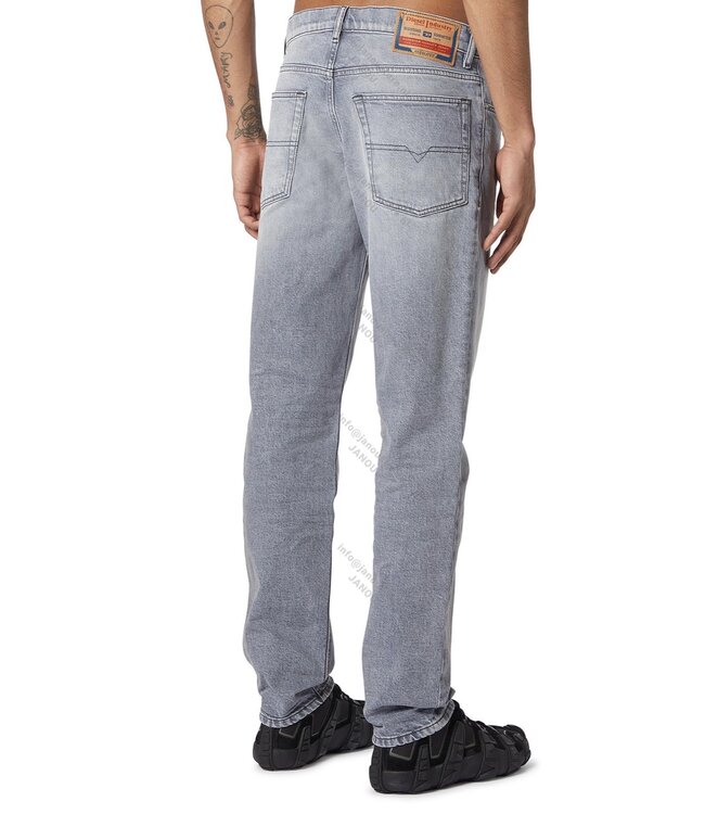 Diesel D-Finitive 2023 007DF