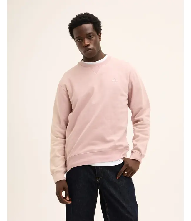 The GoodPeople Lommy Sweater Mauve