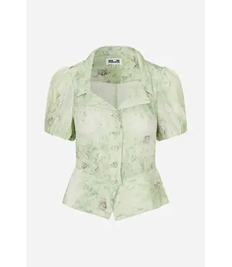 Baum und Pferdgarten Macaia distorted green flower