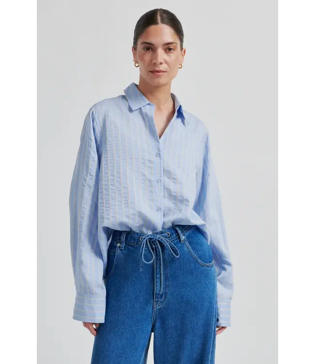 Second Female Syracuse shirt windsurfer blue