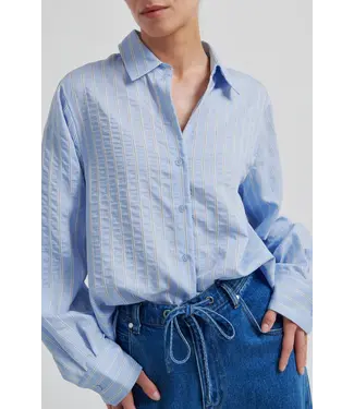 Second Female Syracuse shirt windsurfer blue