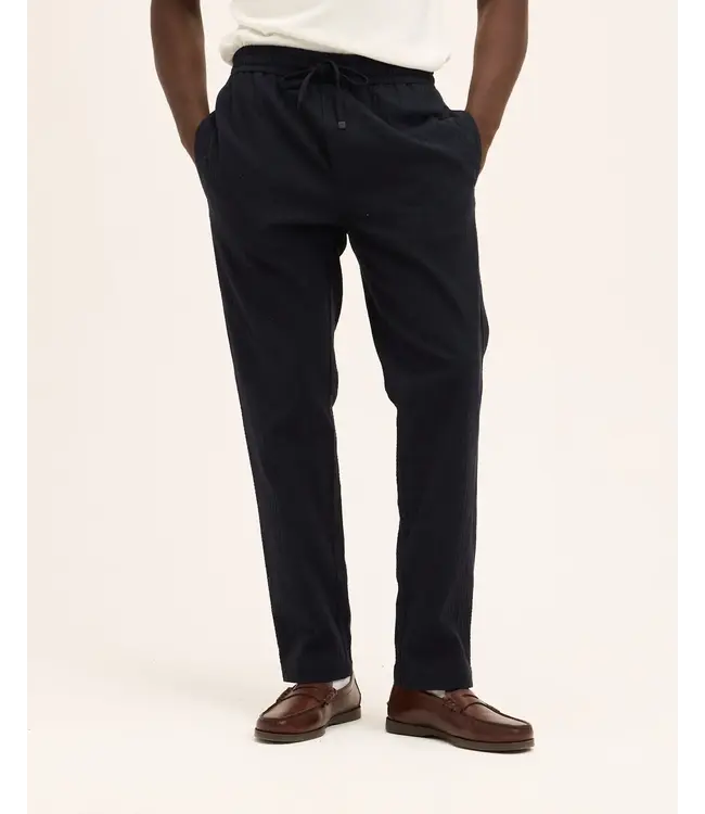 The GoodPeople Bob relaxed fit trousers Navy
