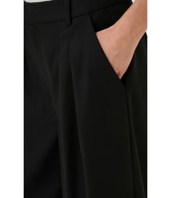 Gestuz GzPaula Wide Shorts Black