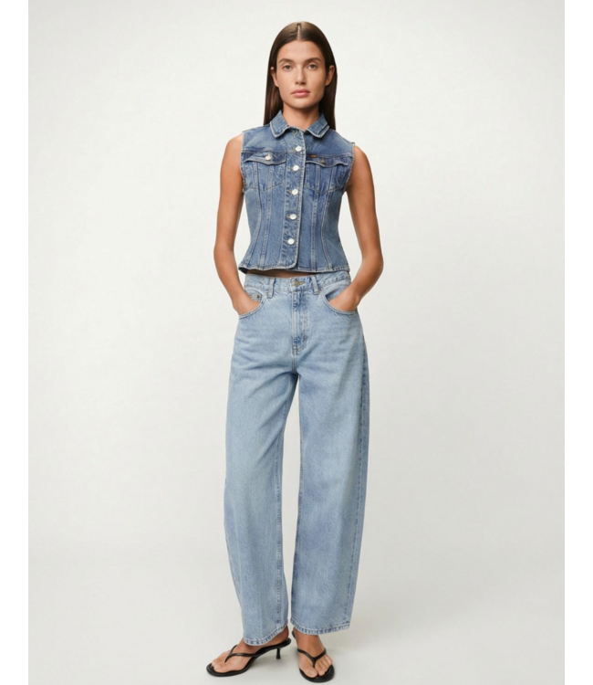 Lois Dali Bleach Frayed