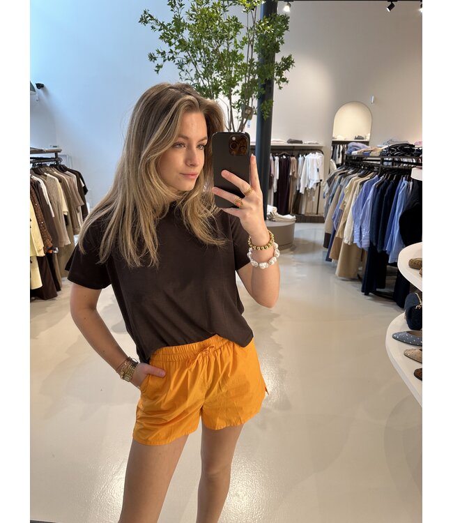 Closed Elasticated shorts spice orange