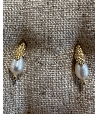 Betty Bogaers Dotted Cone Stud pearl  Earring Gold (one piece)