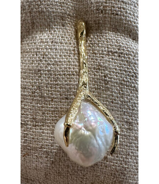 Betty Bogaers Copy of Four Pearls One Piece Stud Earring Gold