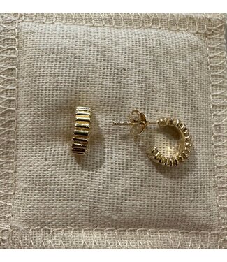 Betty Bogaers Stripes Hoop Stud Earring Gold