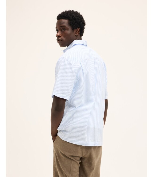 The GoodPeople Santi short sleeve stripe shirt white blue