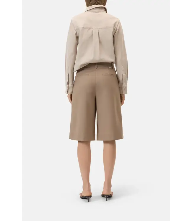 Closed Bermuda Shorts 939