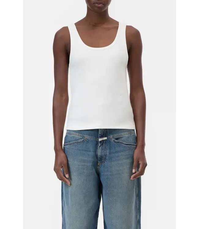 Closed Tank Top Ivory