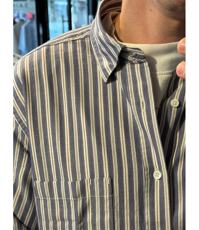 Closed stripe shirt button down cotton