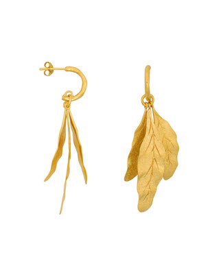 Betty Bogaers Copy of Four Pearls Stud Earring Gold (one piece)