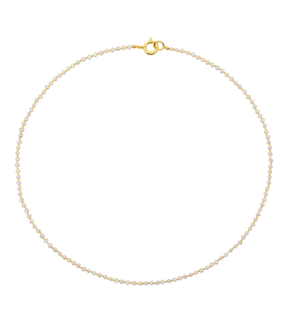 Betty Bogaers white pearl necklace gold