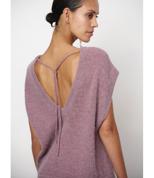 Dante 6 Enoha open back top sweater