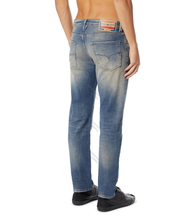 Diesel 1986 LARKEE-BEEX 0KBBW Mid blue