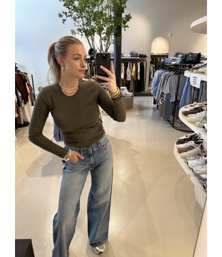 Closed Crewneck Longsleeve 667 Green