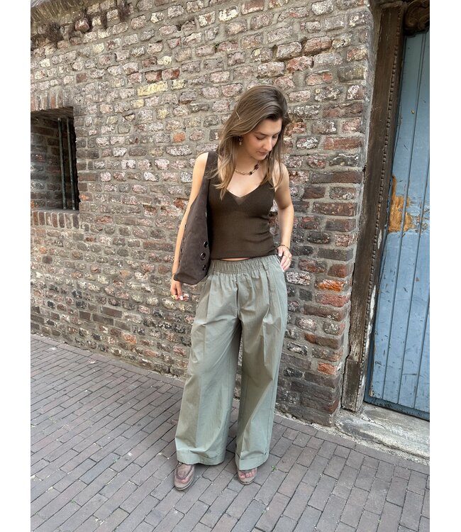 Gestuz GzSilvi Singlet Top Olive Metallic