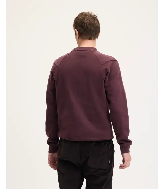 The GoodPeople Lommy sweater bordeaux