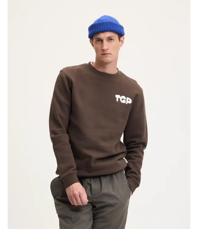 The GoodPeople Look Artwork sweater