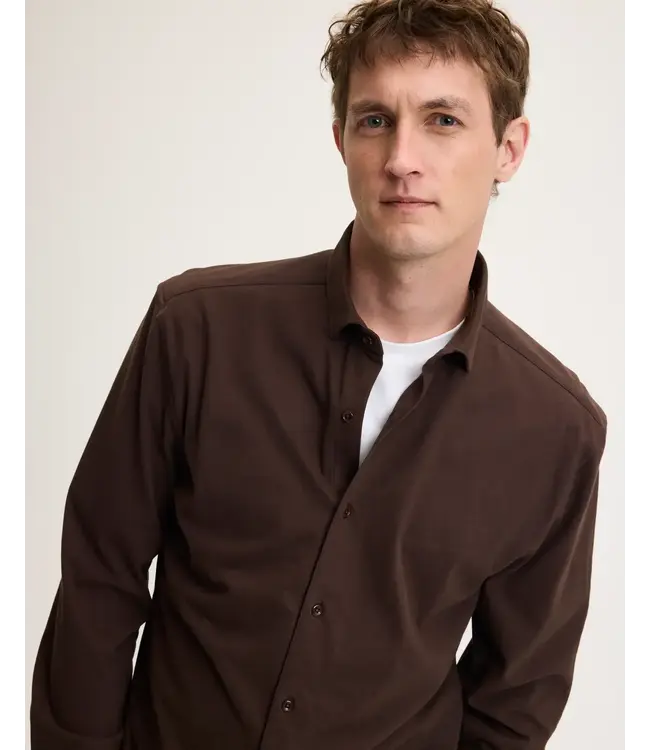The GoodPeople Stirr Shirt chocolate brown