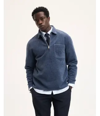 The GoodPeople Leo fleece sweater