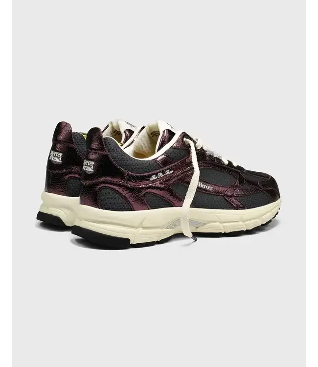 Mercer Amsterdam The Re-Run Cracked 302 Dark Red