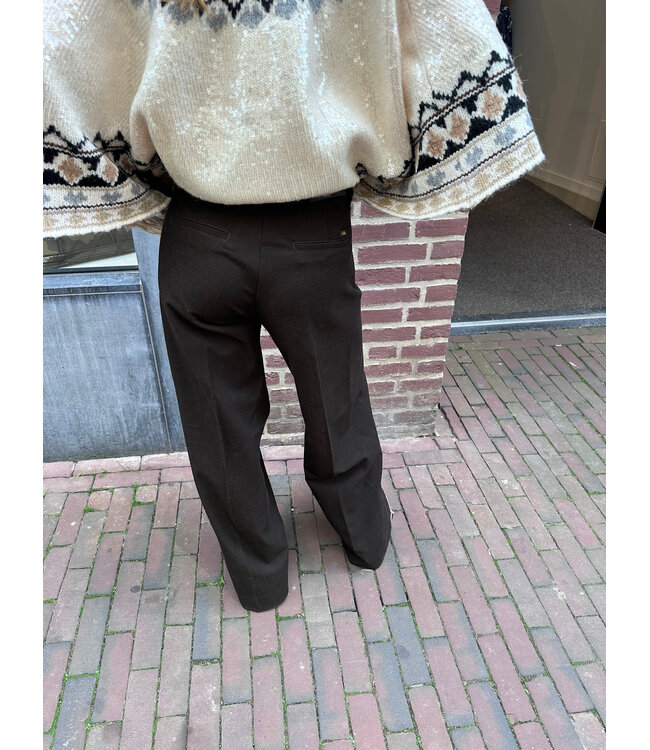 Lois Silvia wide Roble Fleece Choco