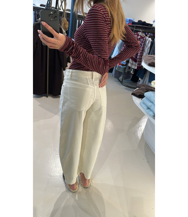 Closed Jazzie Barrel jeans Rib Creme