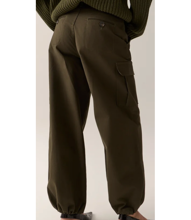 Lois Cate Raw Gabardine Chino