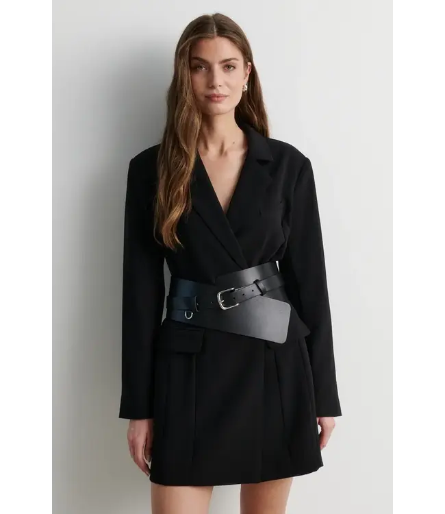 Second Female Festa fitted blazer dress black