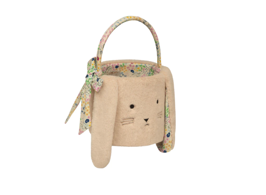 Fluffy easter basket