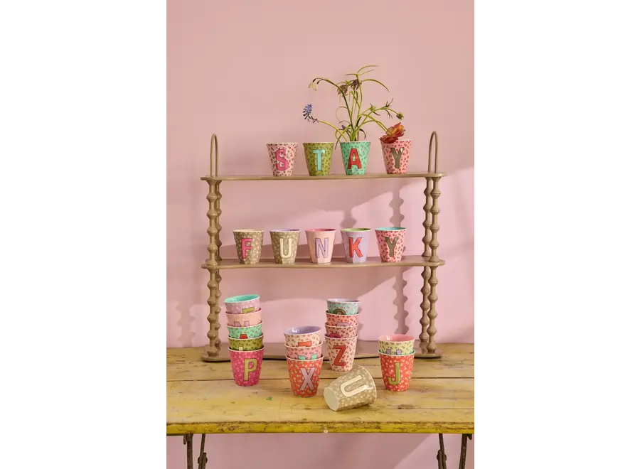 Letterbekers - Bloemenprint/ roze